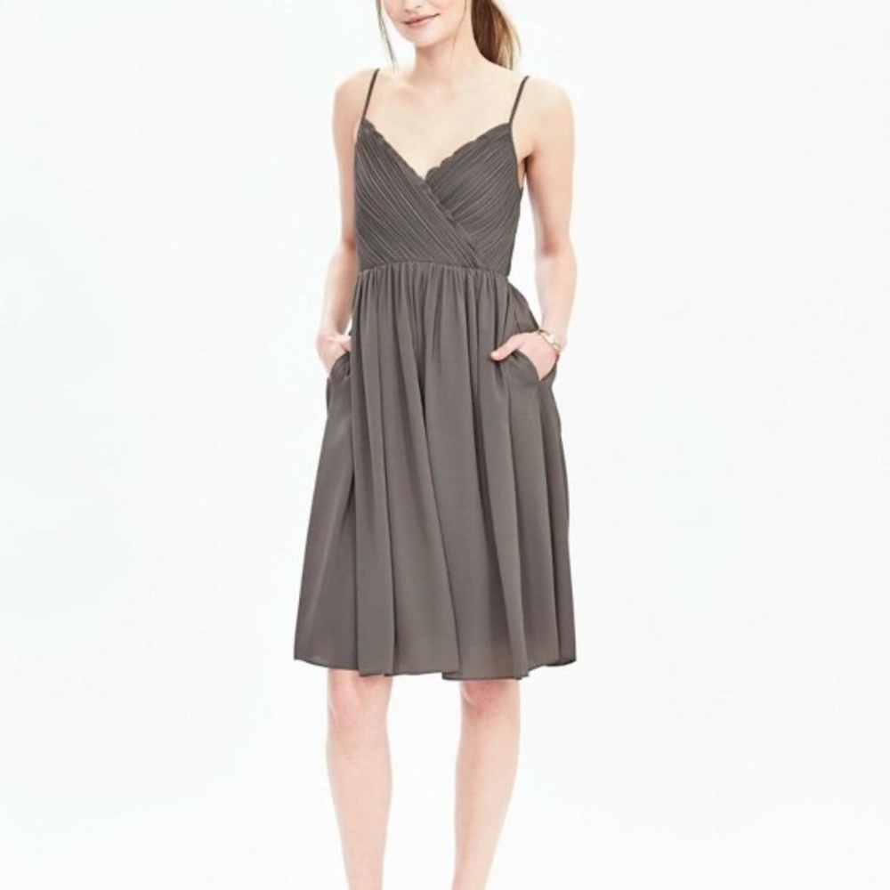 Silky Taupe Dress with pockets!